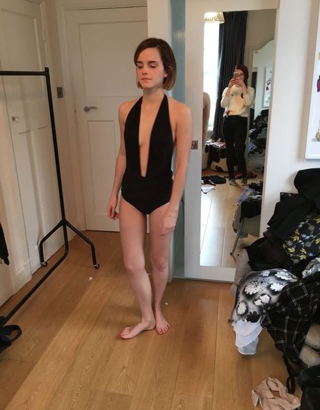 Nahá fotka uniklých OnlyFans od Emma Watson