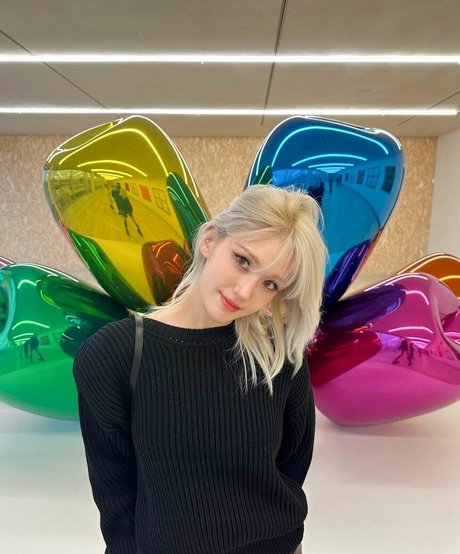 Nahá fotka uniklých OnlyFans od Jeon Somi
