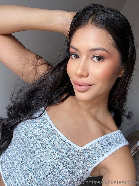Naken läckt OnlyFans-bild av Realvioletaacosta