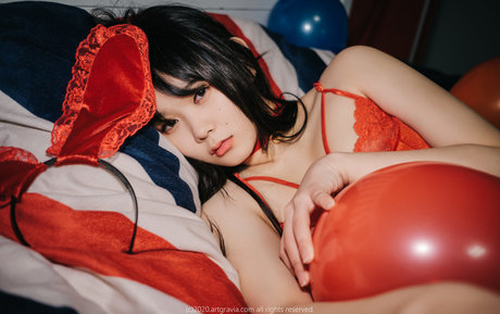 Nahá fotka uniklých OnlyFans od Ziakwon