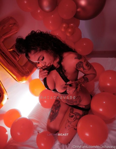 Nahá fotka uniklých OnlyFans od Miachava