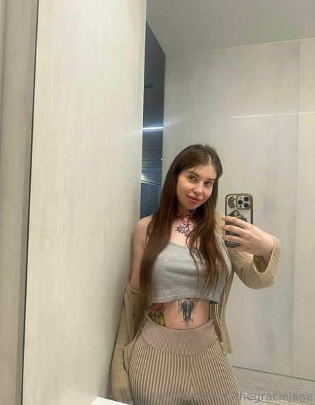 Naken lekkede OnlyFans-bilde av Thegraciejane