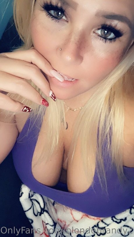 Nahá fotka uniklých OnlyFans od Blondebrandy269