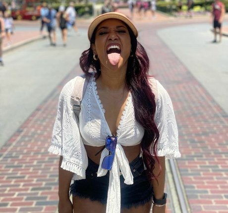 Candice Patton