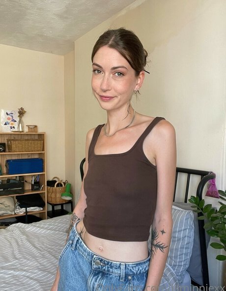 Naken läckt OnlyFans-bild av Lilminniexx