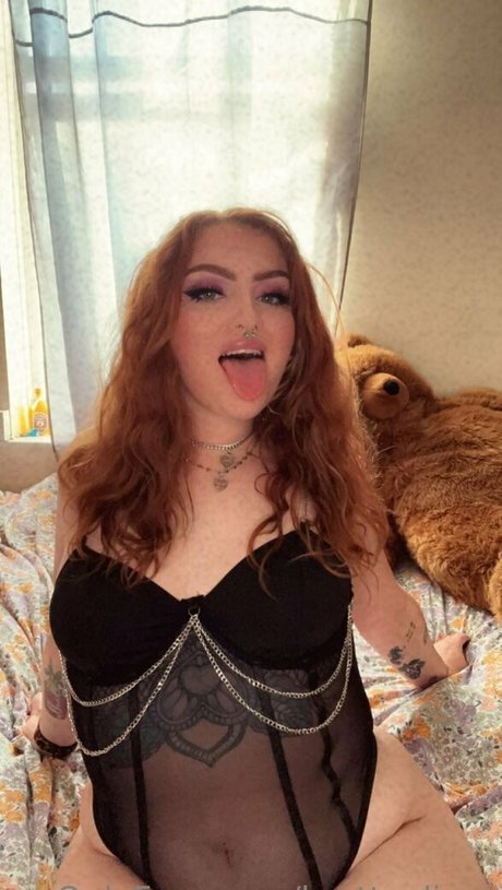 Foto desnuda filtrada de OnlyFans de Brattyelinor