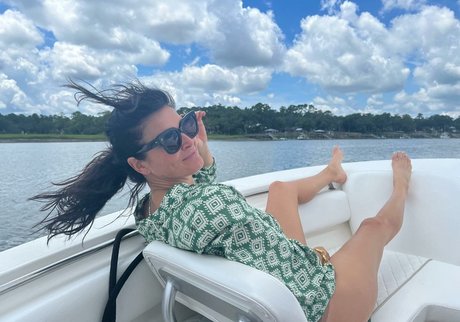 Angie Harmon