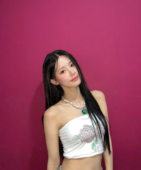 WomenK-pop