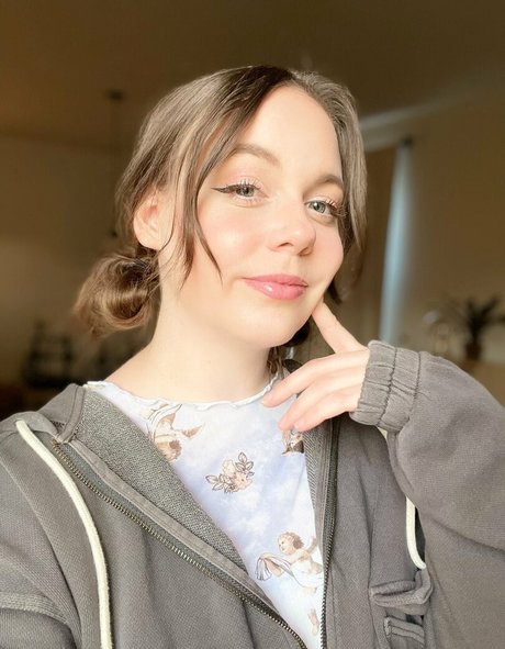 Nahá fotka uniklých OnlyFans od Sarahkey
