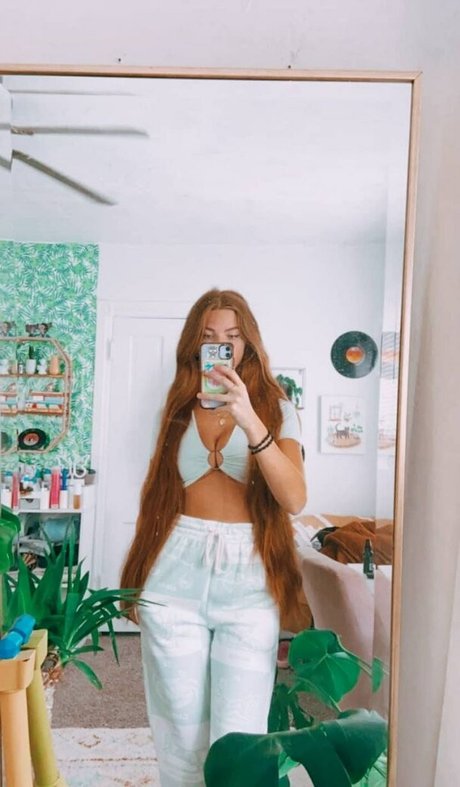 Naakte gelekte OnlyFans-foto van Ckalifornia