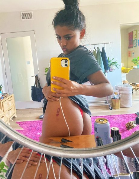 Yamini Nambimadom