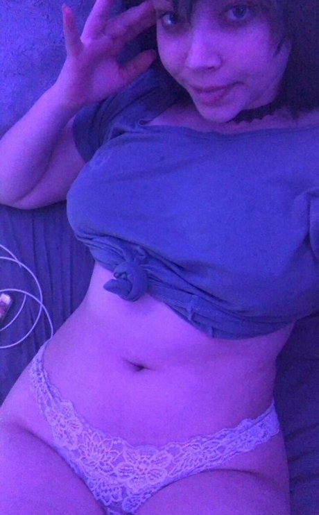 Photo nue de fuite OnlyFans de Guttergirlgab