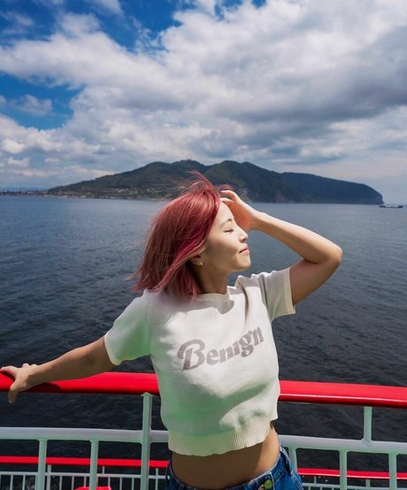 Mina Shirakawa