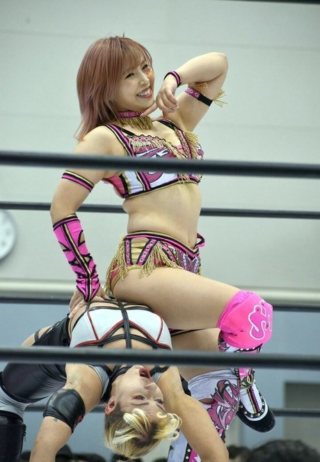 Mina Shirakawa