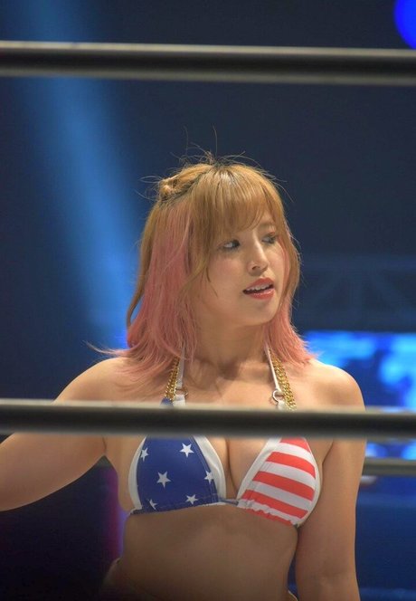 Mina Shirakawa
