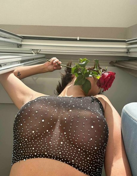 Foto desnuda filtrada de OnlyFans de Adielsexygirl