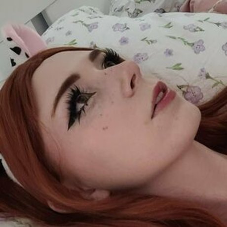 Nahá fotka uniklých OnlyFans od Elefiretheelf