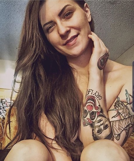 Nahá fotka uniklých OnlyFans od Sailor Jeramie