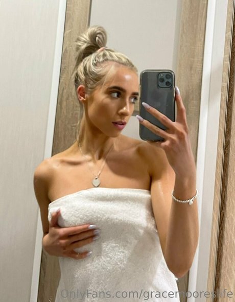 Nahá fotka uniklých OnlyFans od Gracemooreslife