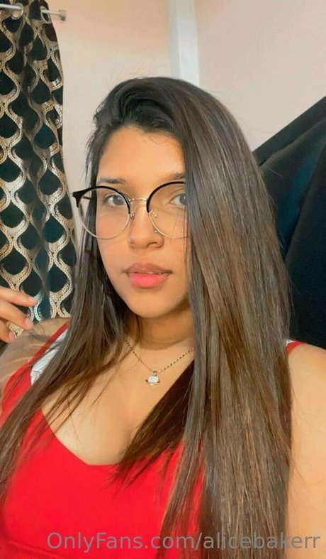 Alicebakerr  nude leaked OnlyFans photo