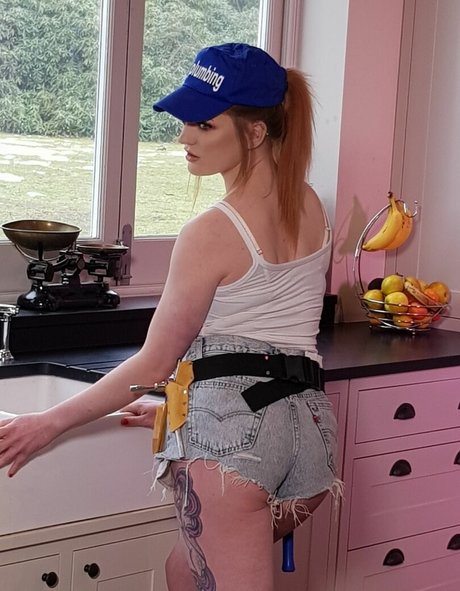 Nacktes geleaktes OnlyFans-Foto von Houseofrae