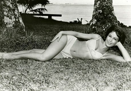 Barbara Eden