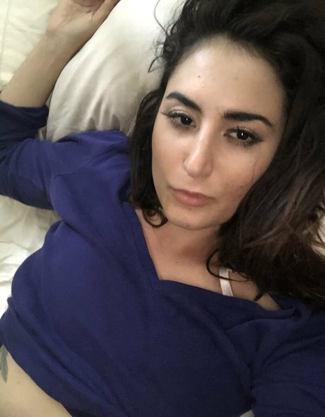 Snarkybrunette