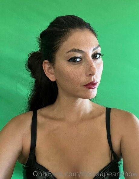 Nahá fotka uniklých OnlyFans od Thelolapearlshow