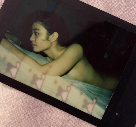 Naken läckt OnlyFans-bild av Yymage
