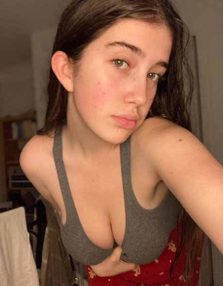 Itsmollyyyroseagain