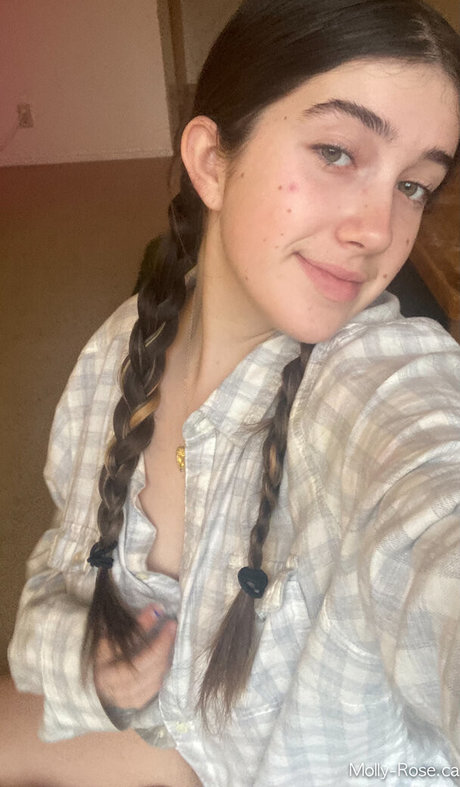 Itsmollyyyrose_again