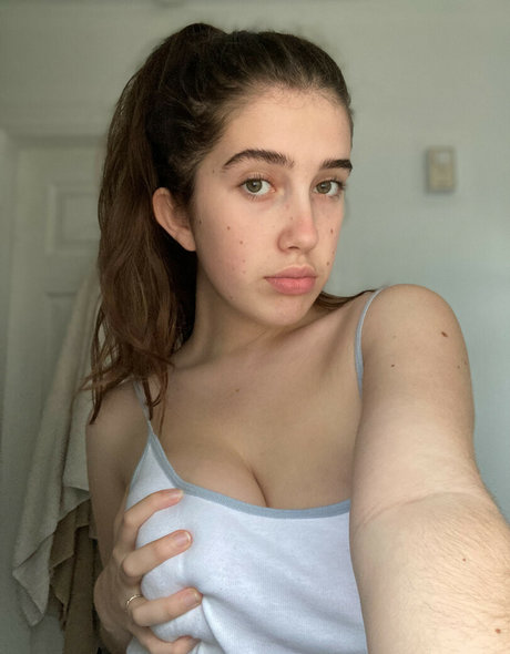 Itsmollyyyroseagain