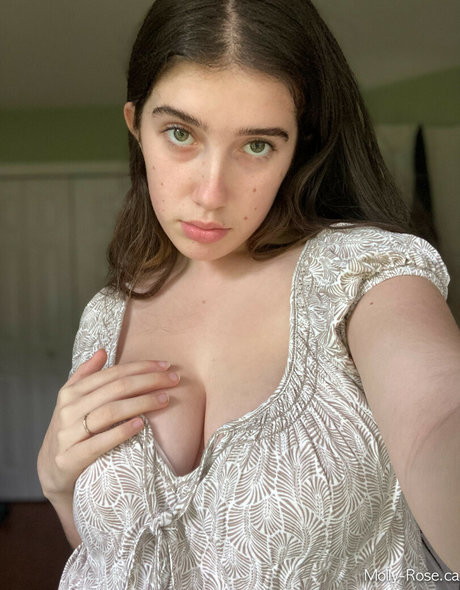 Itsmollyyyroseagain