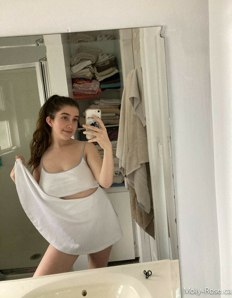 Itsmollyyyroseagain