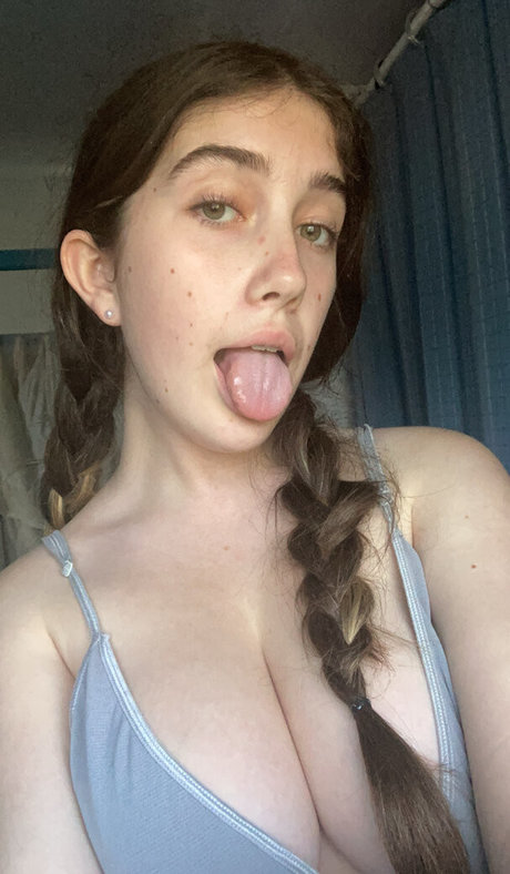 Itsmollyyyroseagain