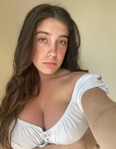Itsmollyyyroseagain