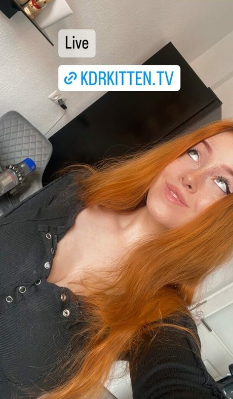Nahá fotka uniklých OnlyFans od Kdrkitten