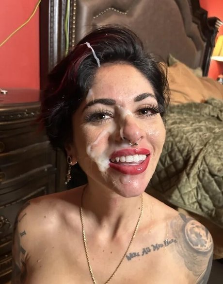 Foto nua vazada do OnlyFans de Lena Lawless