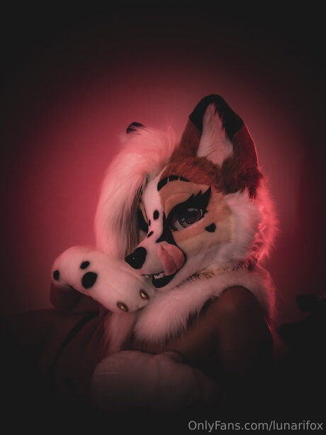 Naken läckt OnlyFans-bild av Lunarifox