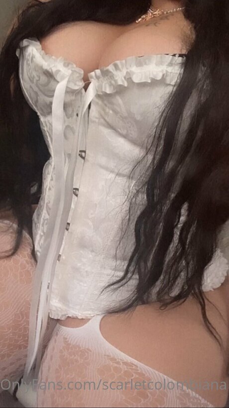Naakte gelekte OnlyFans-foto van Kinkyxtinacolombiana