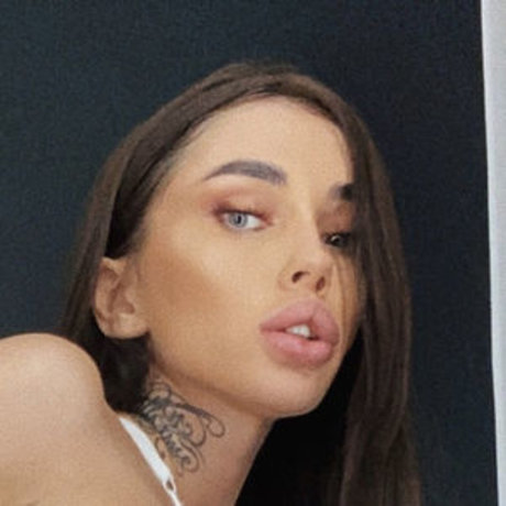 Nahá fotka uniklých OnlyFans od Nessa Orlova