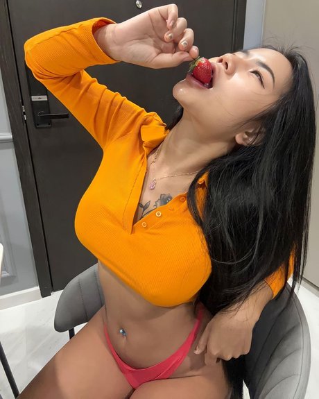 Praew Phatcharin  nude leaked OnlyFans photo