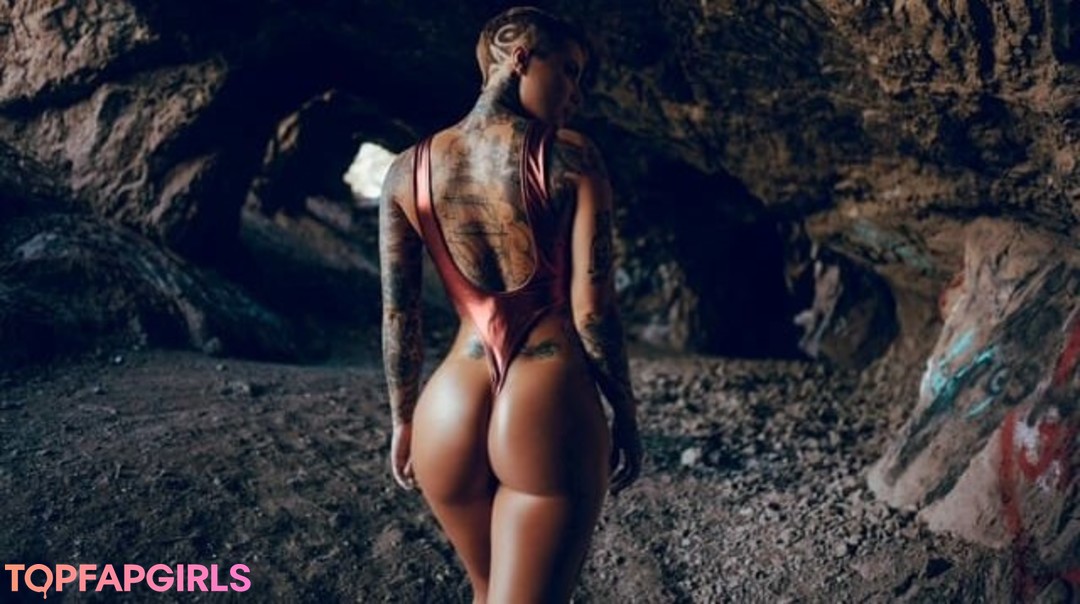 Nahá fotka uniklých OnlyFans od Christy Mack #1031