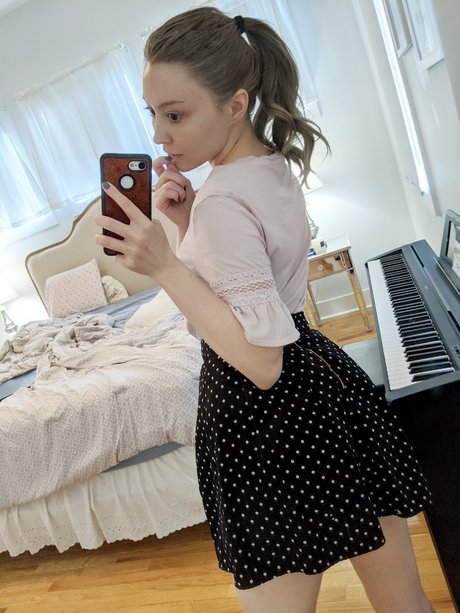 Natalia Grey