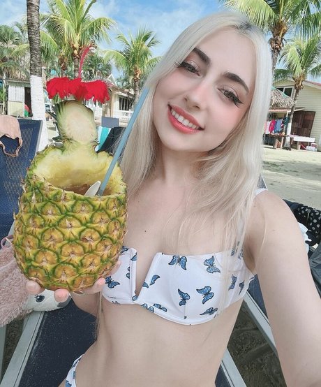 Karrigan Taylor OnlyFansリークヌード写真