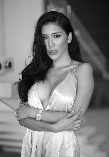 Lizzy Acosta