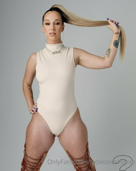 Jada Stevens