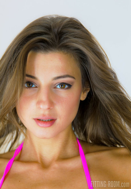 Melena Maria Rya