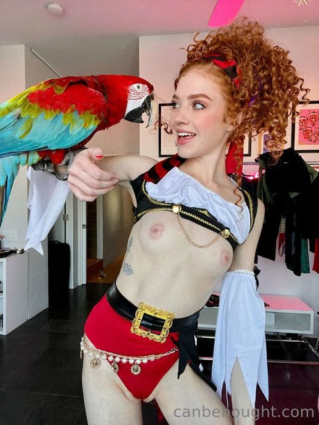 Alasti lekkinud OnlyFans-i pilt Zoe