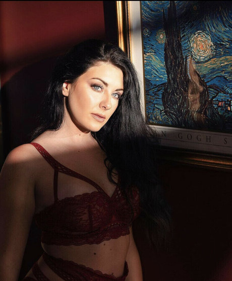 Naken lekkede OnlyFans-bilde av Wineoperator